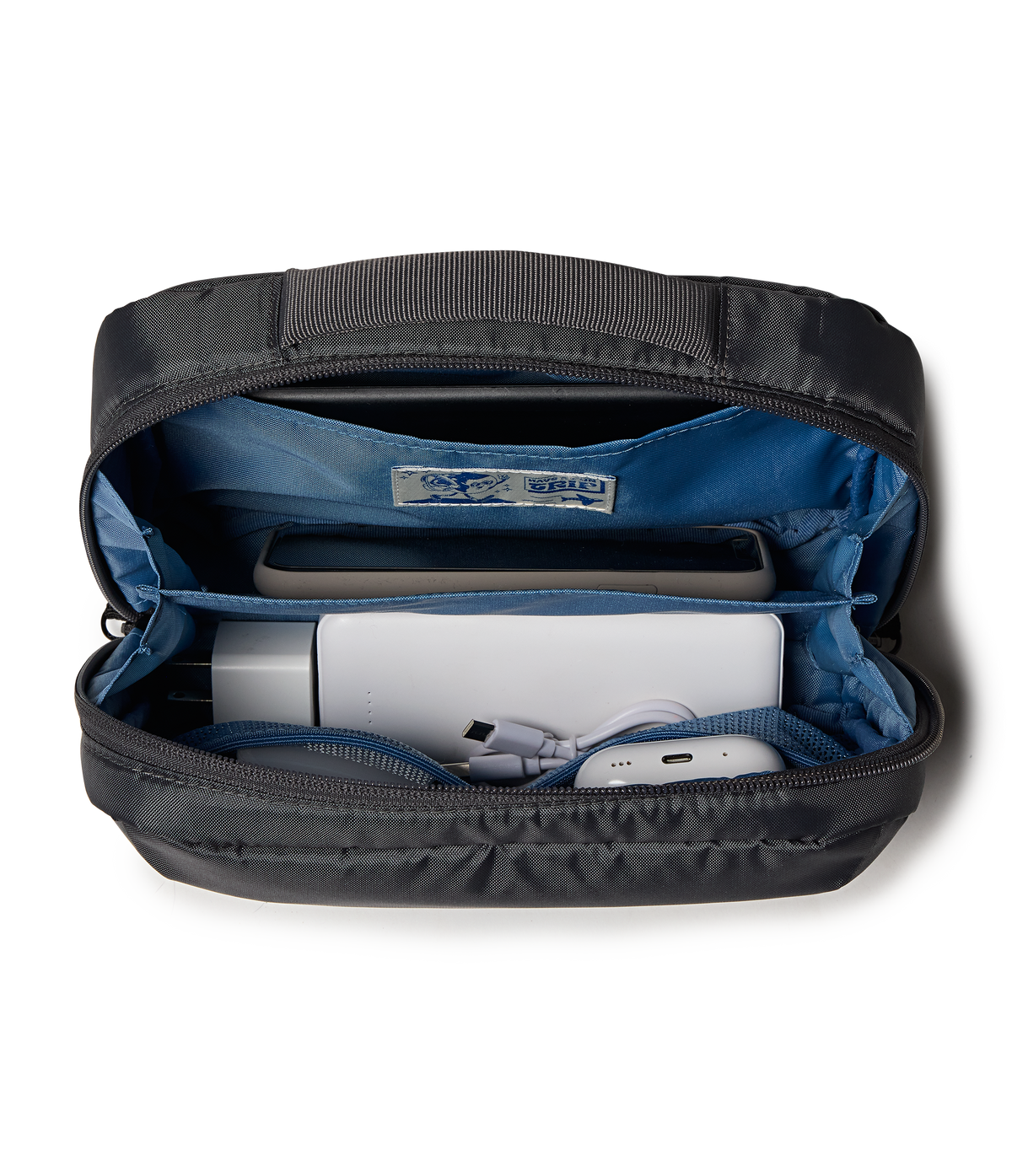travel-pack-30l-tech-organizer-smokey-grit-set-m0 JS0A86EVDMX-DET3.png